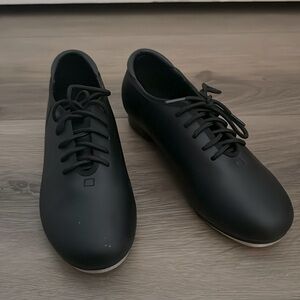 Tap shoes